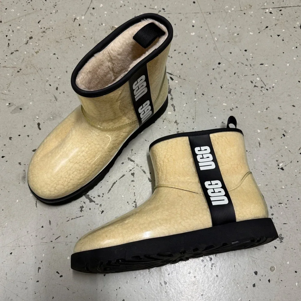 UGG Classic Clear Waterproof Boots Natural Black‎ 1113190 Sheepskin Pull On 10